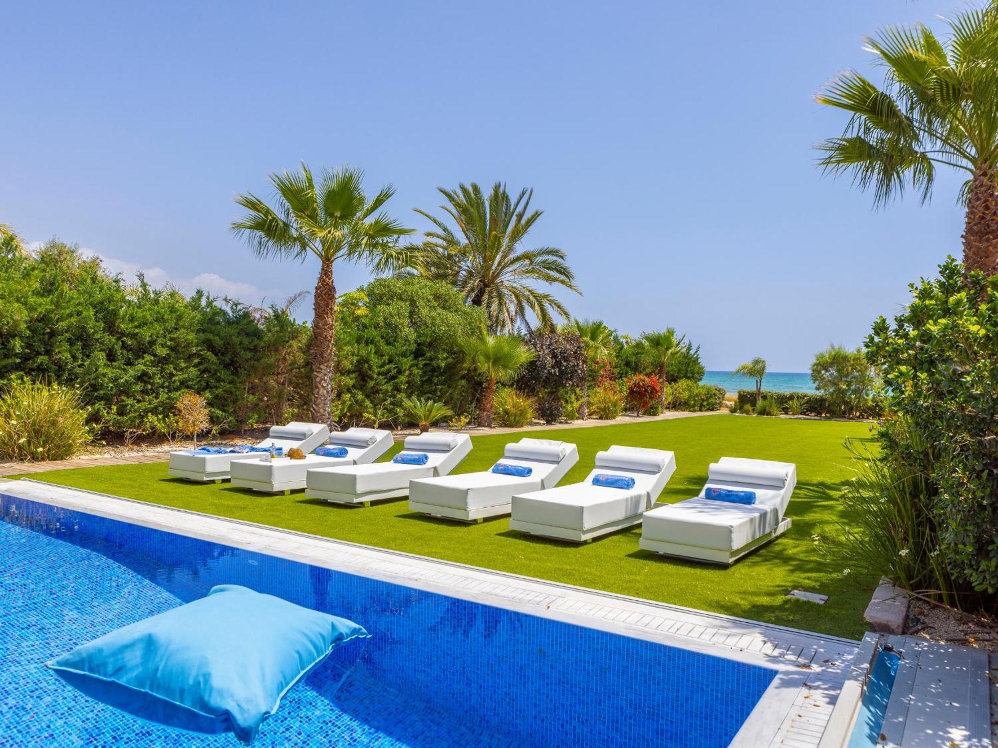 Ionion H5 Ayia Napa