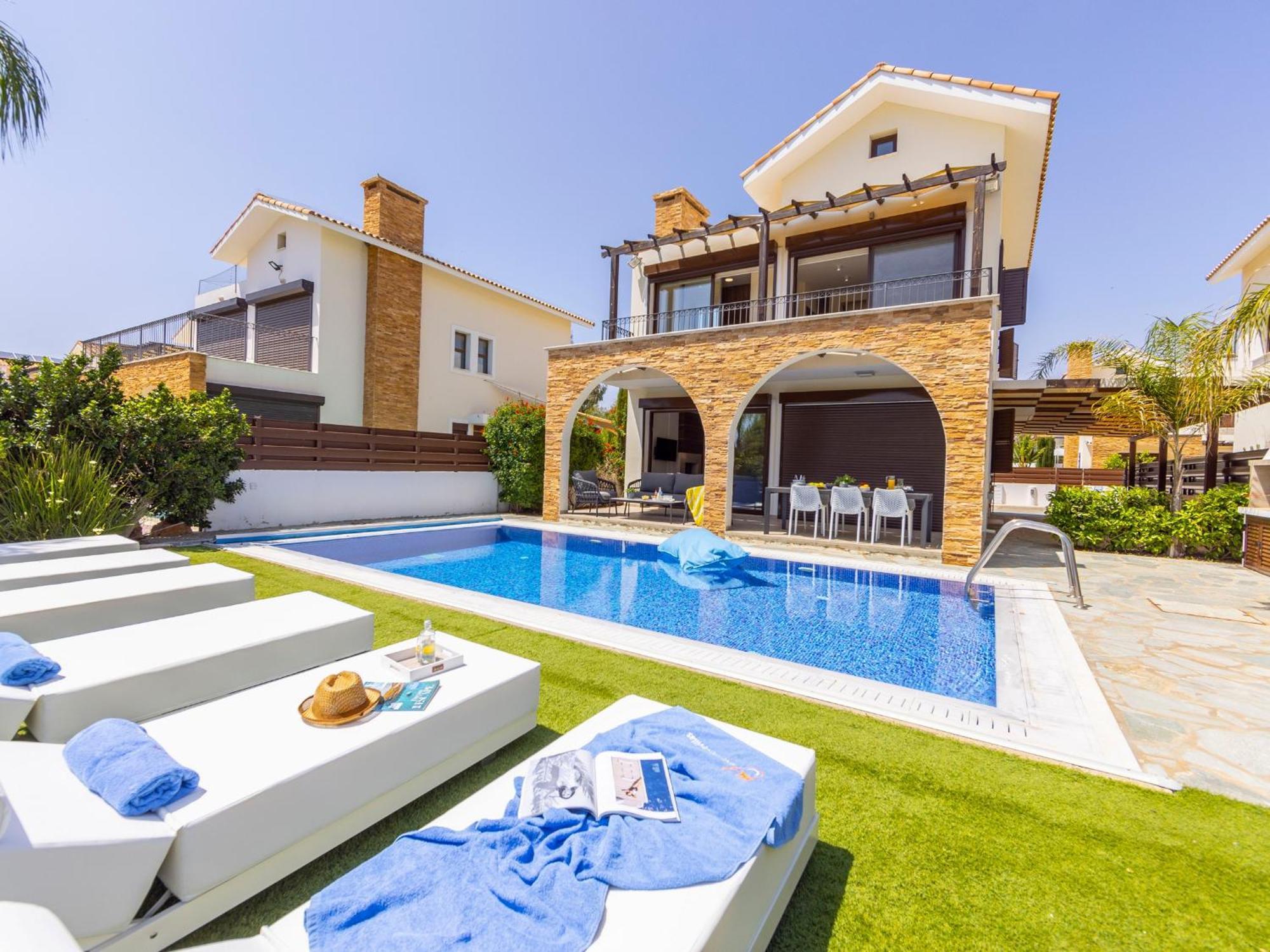 Villa Ionion H5 Ayia Napa