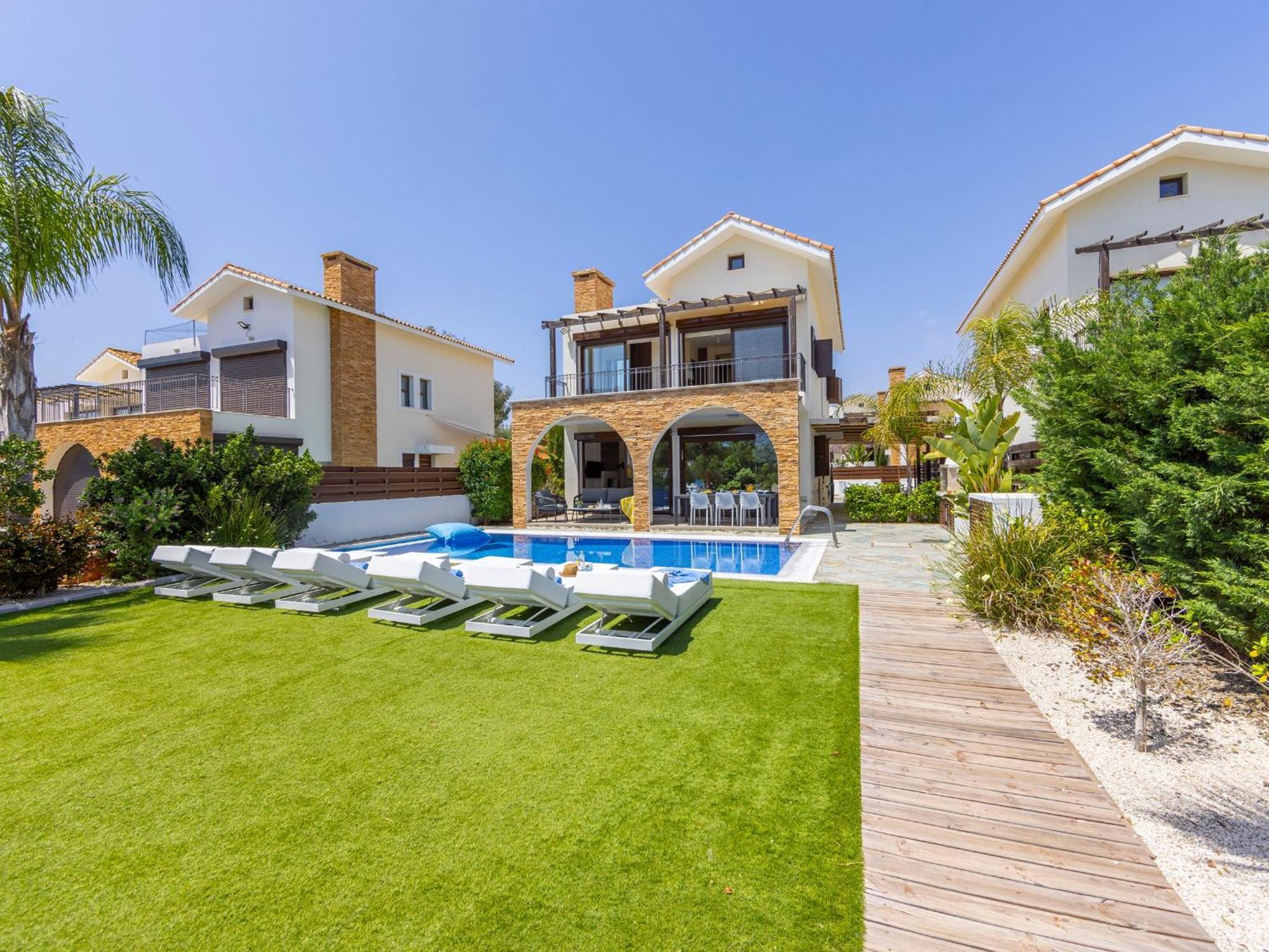Villa Ionion H5 Ayia Napa